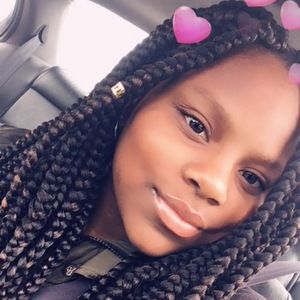 Meet your Posher, Liv